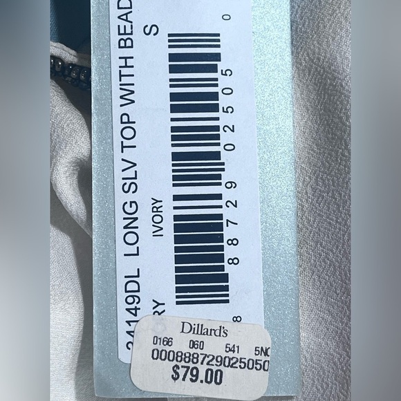 NWT SKIES ARE BLUE Ivory Blouse Beaded Trim Neckline & Back w/ Cut-Out Size 8 - Picture 14 of 15